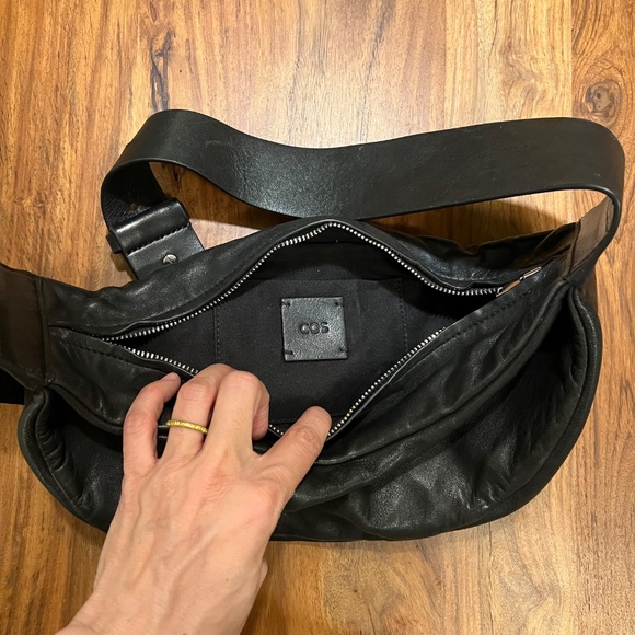 Cos Leather Crossbody - Picture 2 of 4